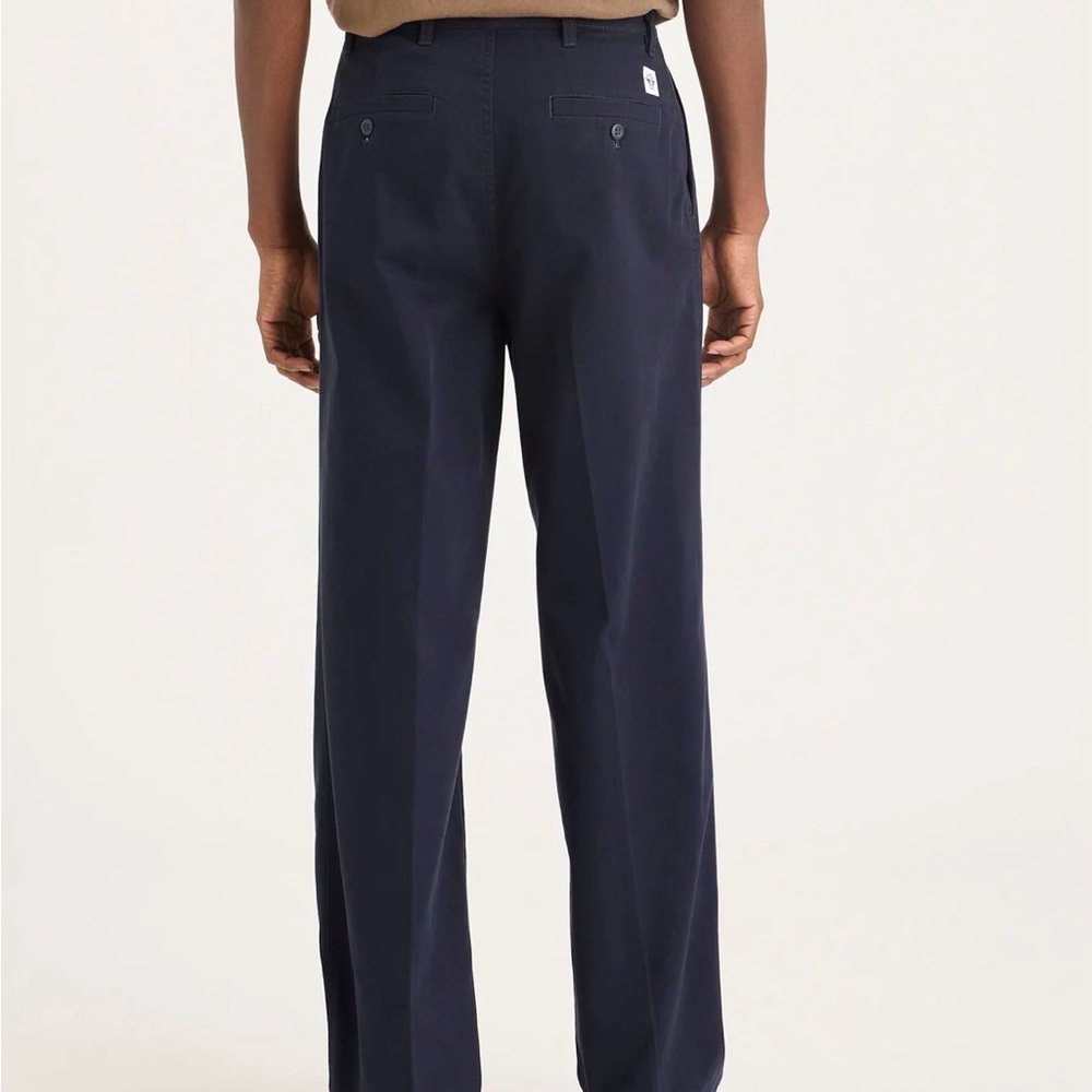Dockers Pleated Blue Navy Khaki Pants. 42x30 - Picture 1 of 5